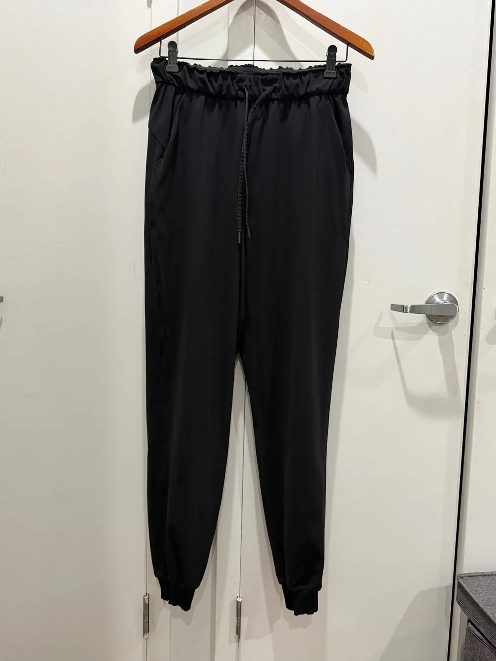 Lululemon Stretch High-Rise Jogger Sz 6